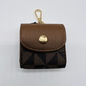 NWOT cute keychain mini bag. Black and brown color